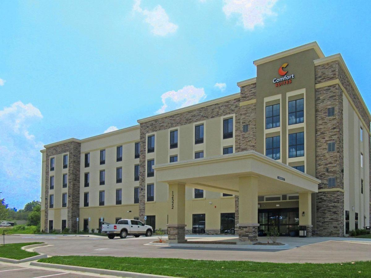 Comfort - Kansas City Hotel
